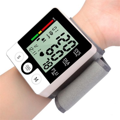 語音播報三色背光內銷外貿家用手腕電子血壓計多規格充電款血壓計