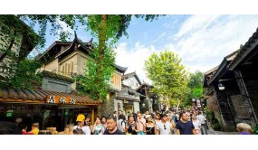 成都有個“養(yǎng)老寶地”，康養(yǎng)產(chǎn)業(yè)完善，吃住很便宜，網(wǎng)友：這就去